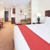 Отель Holiday Inn Express Hotel & Suites Canton, фото 25