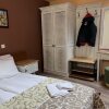 Отель Apartment Stayinn Granat in Bansko Next to Gondola Lift Perfect for 3 Guests, фото 4