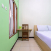 Отель Wisma Handayani Syariah by OYO Rooms, фото 23