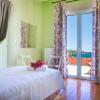 Отель 6 Bedroom Luxury Villa Above Ai Helis Beach, фото 6