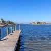 Отель Live on the Bay - Walk To Moody Gardens - Private Fishing Pier & Boat Slips, фото 19