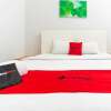 Отель RedDoorz Plus @ Idjen Boulevard Malang, фото 18