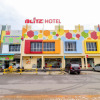 Отель Blitz Hotel Batam Near Sultan Mahmud Ri'ayat Shah Mosque, фото 19
