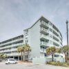 Отель Updated Daytona Beach Oceanfront Studio!, фото 26
