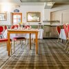 Отель OYO Chilton Country Pub And Hotel, фото 4