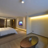 Отель KuanRong Luxury Suites Hotel - Daping Times Square, фото 3