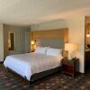 Отель Holiday Inn Chicago Nw Crystal Lk Conv Ctr, an IHG Hotel, фото 25