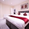 Отель Everest Lodge Luxury Serviced Apartments - Farnborough, фото 5