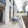 Отель Luxe 3 Bedroom Apartment With Parking, фото 2