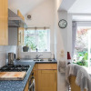Отель Gorgeous 2 Bed Fulham Flat With Garden, фото 11