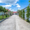 Отель RedDoorz Syariah Near Syamsudin Noor Airport 4, фото 20