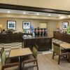 Отель Hampton Inn & Suites Williamsport-Faxon Exit, фото 13