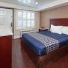 Отель Travelodge by Wyndham Harbor City, фото 15