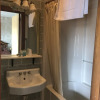 Отель Gold Eagle Inn, фото 7