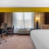 Отель Comfort Inn & Suites Danbury-Bethel, фото 16