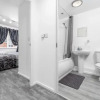 Отель Stunning 2-bed Apartment in Tipton Sleeps 3, фото 7