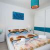 Отель Modern, Bright and Spacious sea View Apartment, Short Walk to the Beaches, фото 2