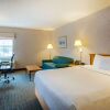 Отель La Quinta Inn And Suites St. Albans, фото 11