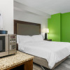 Отель Holiday Inn Express Hotel & Suites Fort Worth Downtown, an IHG Hotel, фото 3