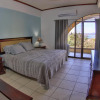 Отель Spacious Condo in the Heart of Flamingo Sleeps 6 Presidential Suites 4, фото 3