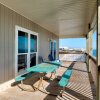 Отель West Beach - Stay On The Sand! Gulf Views Galore, Only Steps To The Shore! 4 Bedroom Home by RedAwni, фото 27