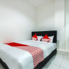 Отель OYO 925 Grand Wijaya Bintaro, фото 6