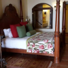 Отель Unique Master 1 Bedroom Suite 1 King, фото 3