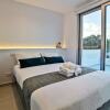 Отель Phaedrus Living: Seaside Deluxe Flat Harbour 107, фото 2