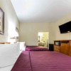 Отель Quality Inn, фото 2
