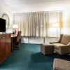 Отель Quality Inn & Suites, фото 3