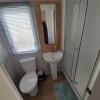 Отель Beautiful 3 Bed Caravan in Walton on the Naze, фото 6