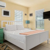 Отель Rockport Redfish Cottage - Little Bay Club Cottage #02, фото 3