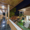 Отель OYO 3134 Puri Tamu Hotel, фото 12