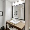 Отель Country Inn & Suites by Radisson, Mount Morris, NY, фото 8