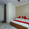 Отель Oyo 14674 Hotel Raj Mahal Inn, фото 15