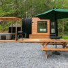 Отель Tiny Adventura Secluded Tiny Home: With Hot Tub Wi-fi 1 Bedroom Bungalow by Redawning, фото 27