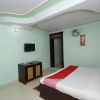 Отель OYO 27612 Maitri Holiday Home, фото 4