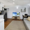 Отель Ground Floor Easy Unit Close to City 4, фото 3