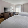 Отель Hampton Inn Boston - Logan Airport, фото 4
