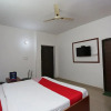 Отель OYO 24694 Hotel Satya Inn, фото 9