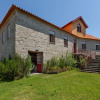 Отель Casa do Eido - sustainable living & nature experiences в Валдозенде