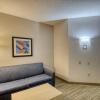 Отель Holiday Inn Express Hotel & Suites Oshkosh, an IHG Hotel, фото 49