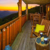 Отель Where Eagles Fly - 4 Br Cabin, фото 3