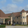 Отель GuestHouse Inn & Suites Lexington, фото 1