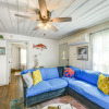 Отель Cozy Texas Cottage < 2 Mi to Rockport Beach!, фото 3