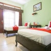 Отель RedDoorz Syariah @ Jalan Gajah Mada, фото 20
