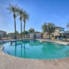Отель Goodyear Desert Oasis: Walk to Community Pool, фото 13