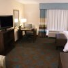 Отель Hampton Inn & Suites Suisun City Waterfront, фото 35