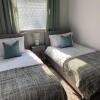 Отель Blackpool Sleepover Apartment 1 Free Parking Sleeps 6, фото 17