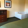Отель America's Best Inn & Suites, фото 3